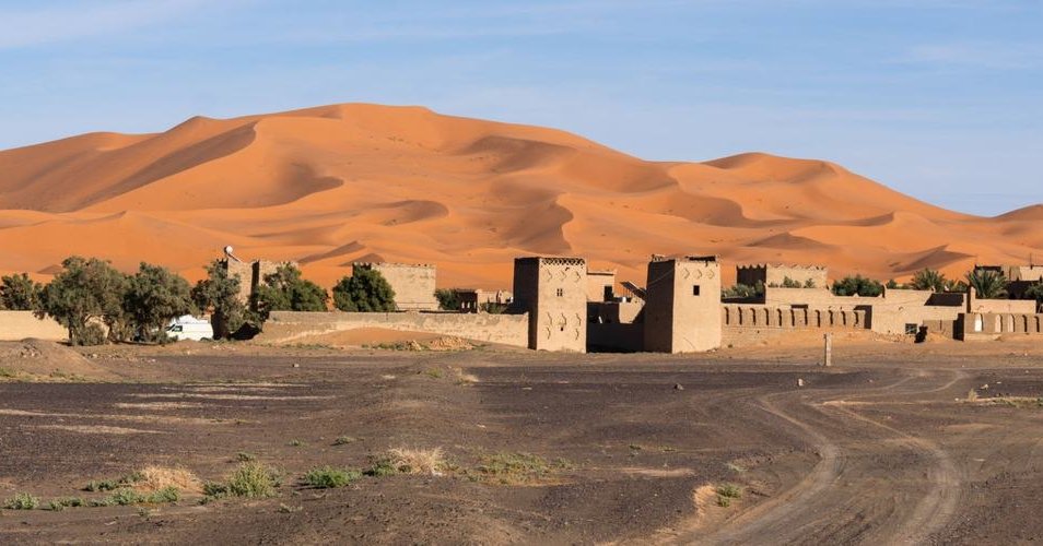 Kasbah_de_Merzouga.2e16d0ba.fill-1200x500
